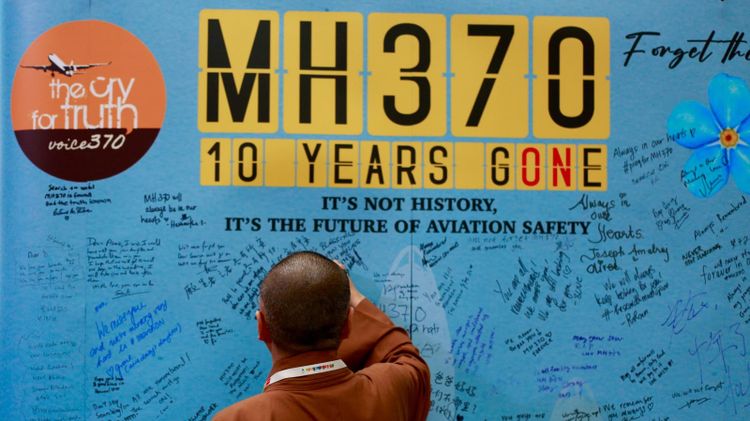 MH370